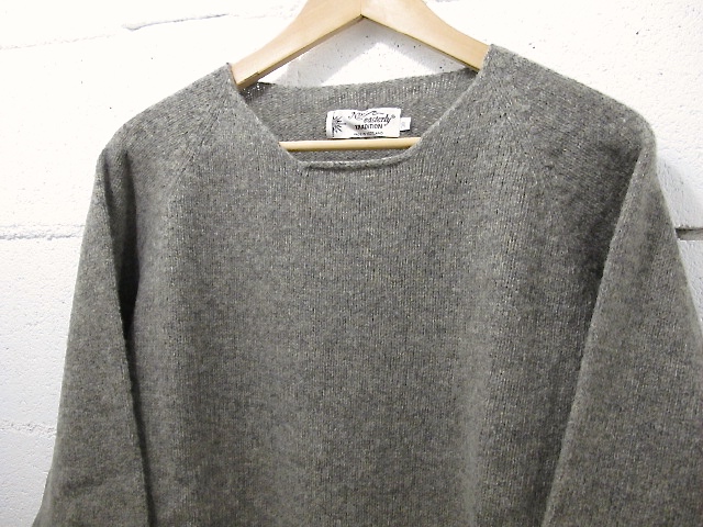 NOR EASTERLY ［ノア イースターリィ］-L/S WIDE NECK